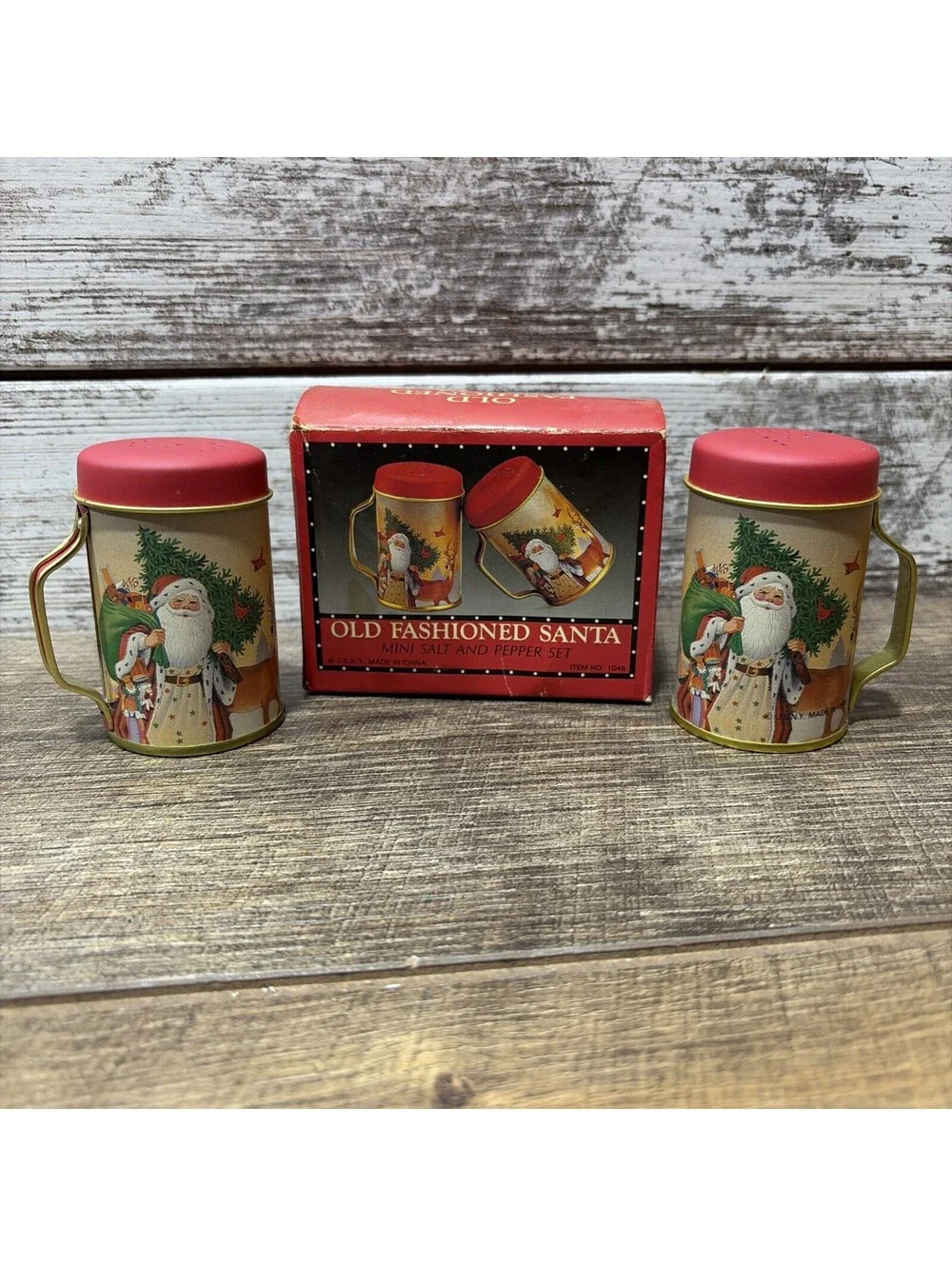 Christmas Old Fashioned Santa Mini Salt & Pepper Shakers Holiday Set New In Box